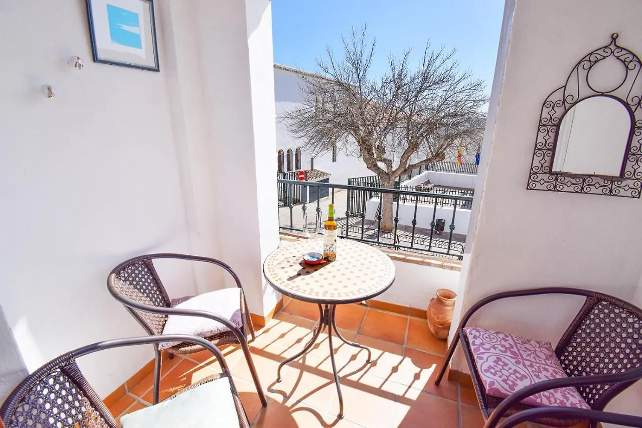 Casa Clara, Frigiliana 2 Bedroom Apartment With Communal Pool Hansonholiday Rentals 0*,  España